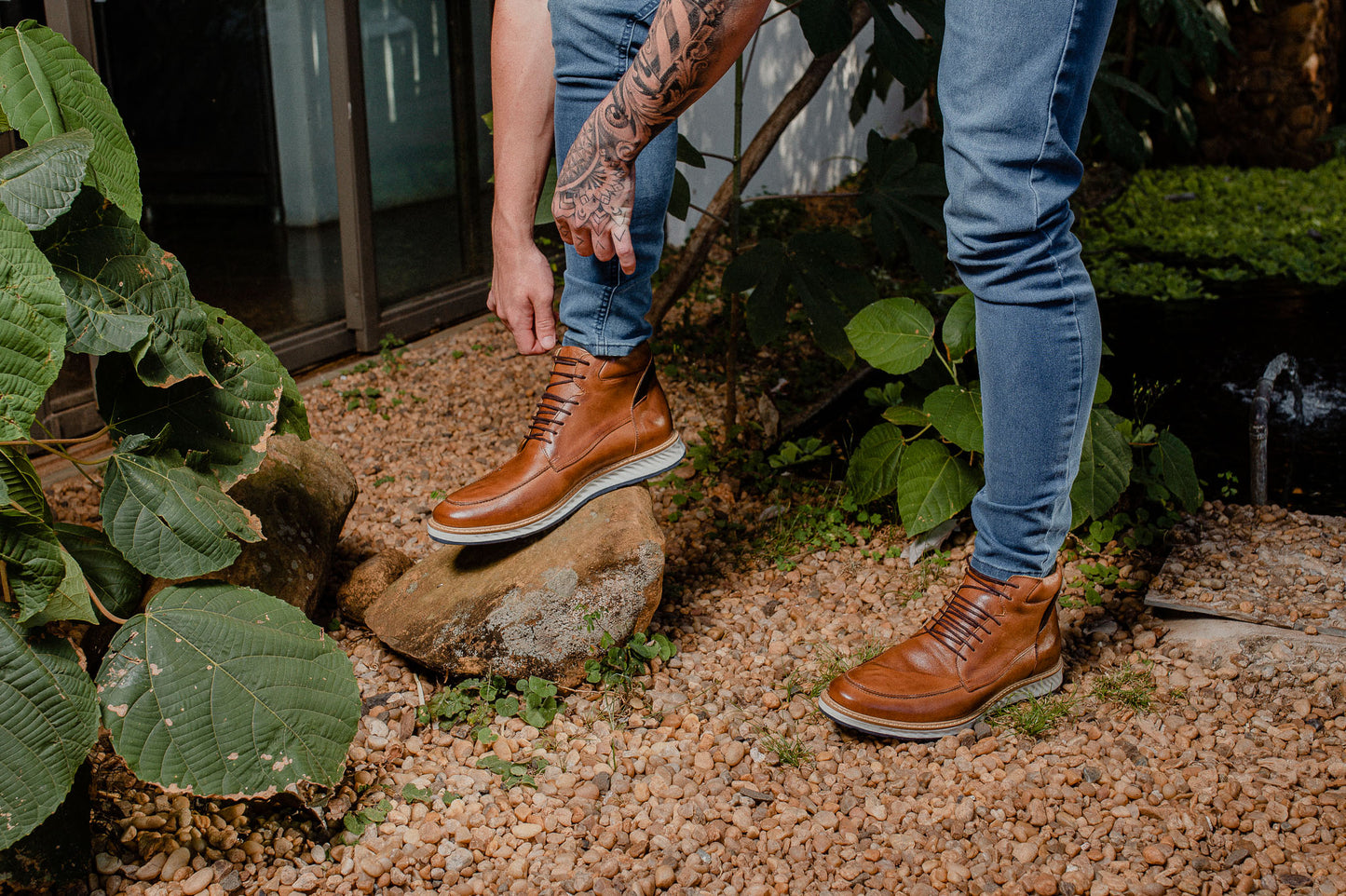 Bota Angle Boot Preto Chelsea 9007