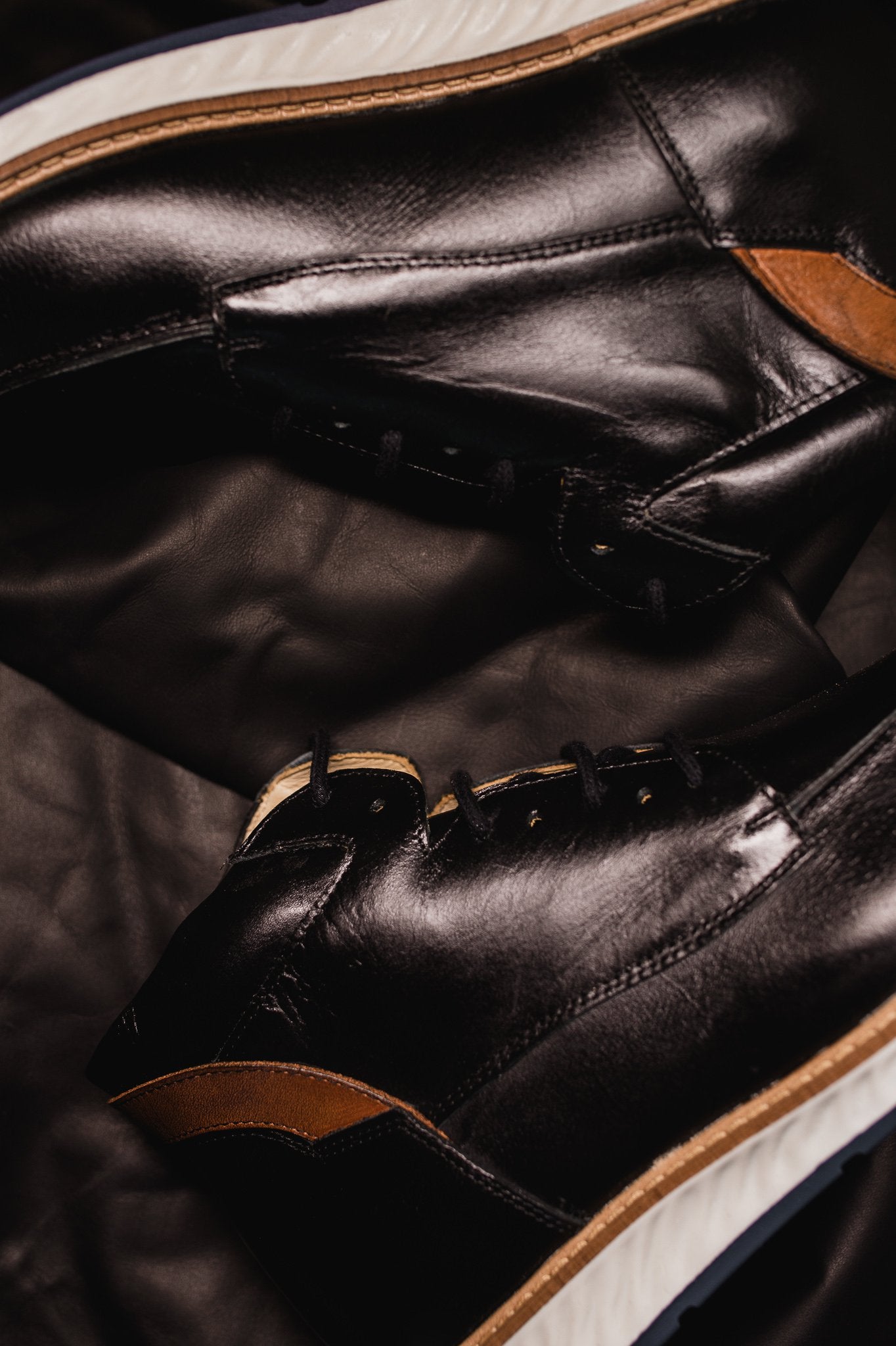 Bota Angle Boot Preto Chelsea 9007